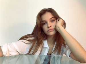 Barbara Palvin ,Барбара Палвин